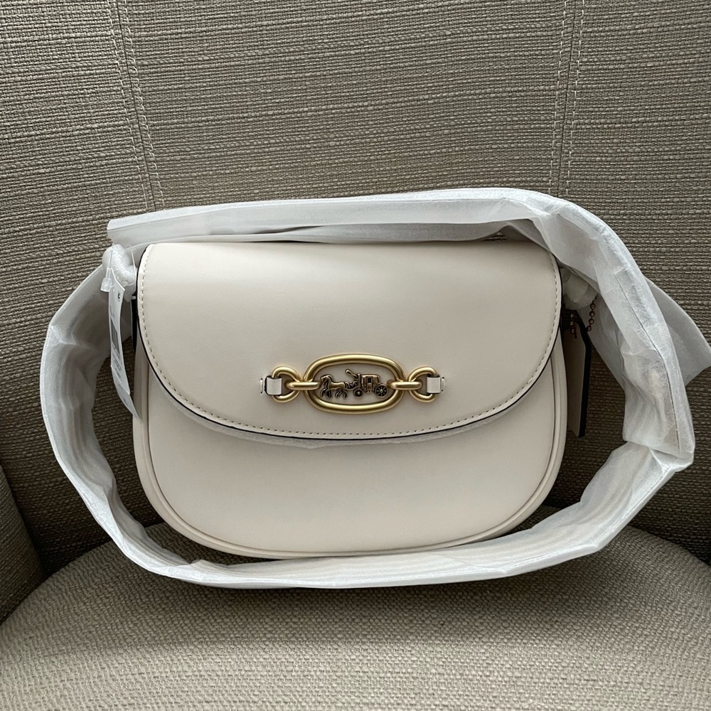 Coach Harley Crossbody Bag In Colour Chalk New With Tag